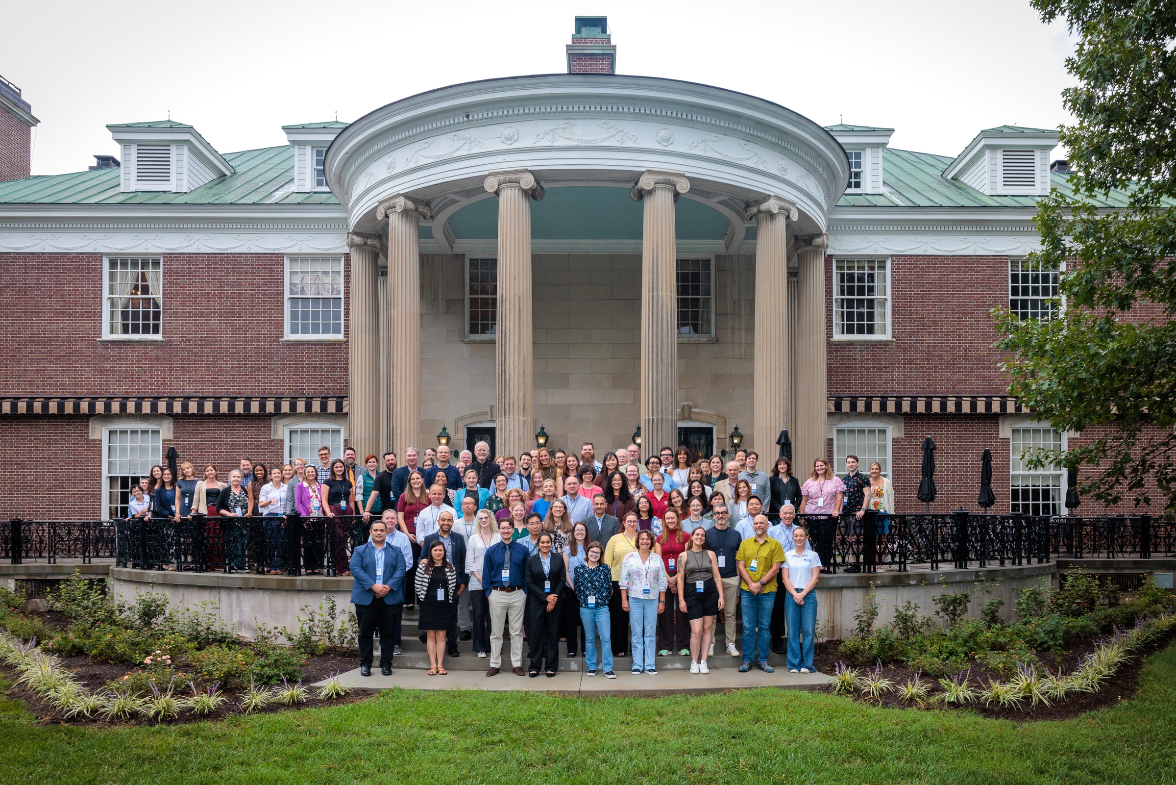 Workshop participants gathered outside Spindletop Hall in Lexington, Kentucky, for the traditional group photograph.